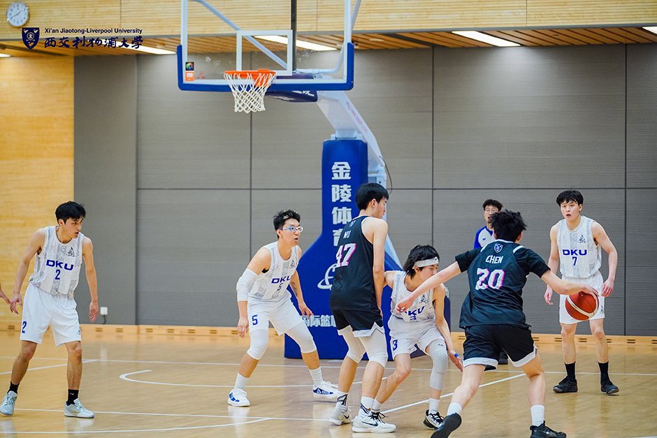 亚马尔点射 巴萨5-3贝蒂斯迎西甲6连胜